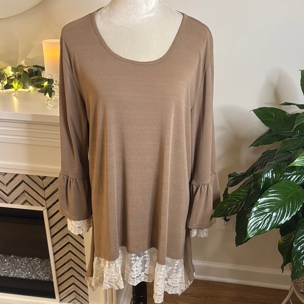Women's Tan Lace Trim Top